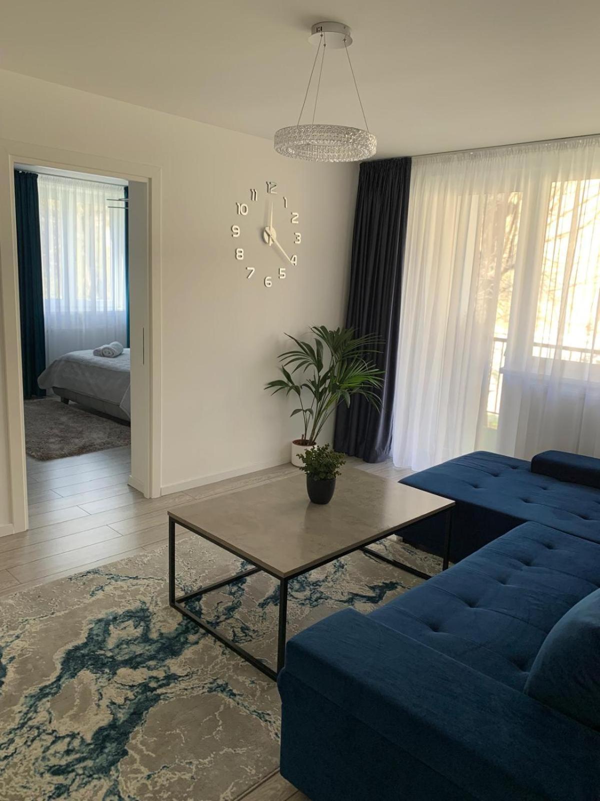 Rose Apartment Пьятра-Нямц Экстерьер фото